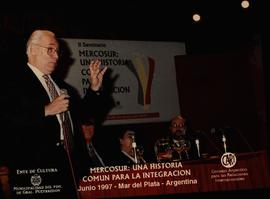 Methol Ferré como expositor en II Seminario del Mercosur: una historia común para la integración