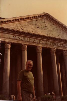 Methol Ferré en Pantheon de Agrippa
